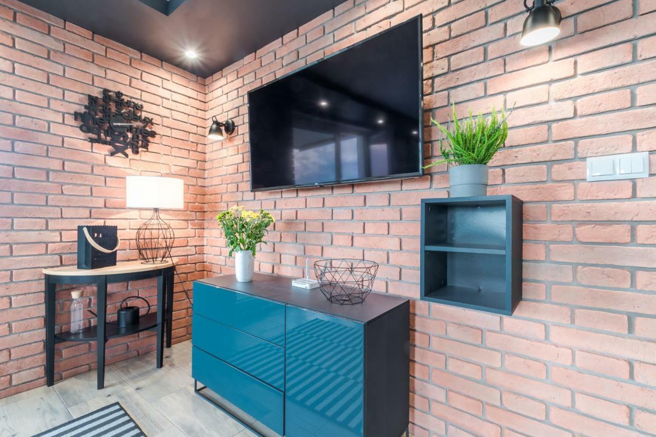 Apartament Aquatower Oliwia & Laura Rekin Reda Buitenkant foto